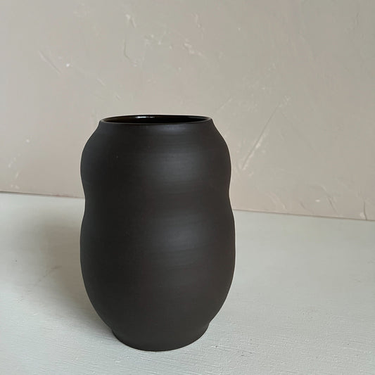 Chestnut Wave Vase 2